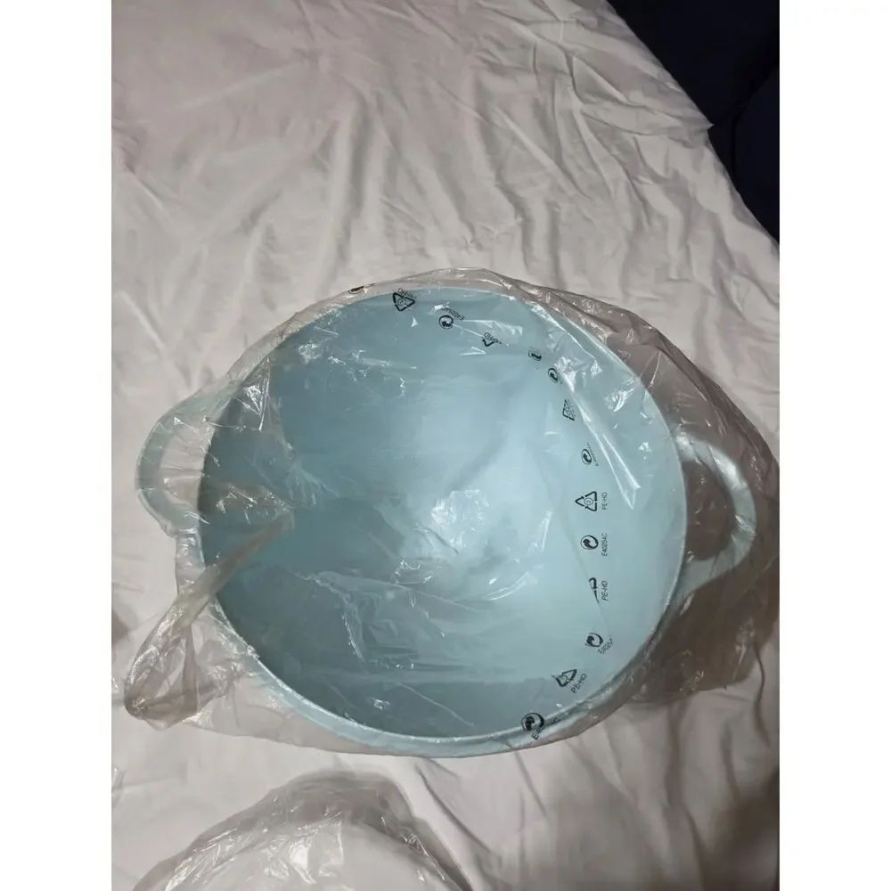 Tupperware thatas mega